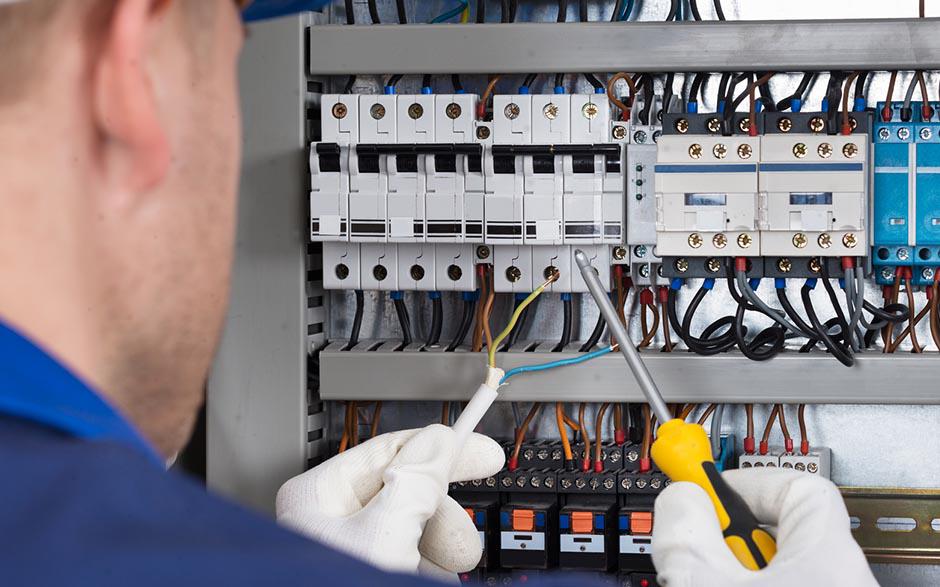 électricien courant faible Paris 1